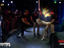 Порнуха с гламурные сучки в клубе - 2000 секс видео схожих с запросом